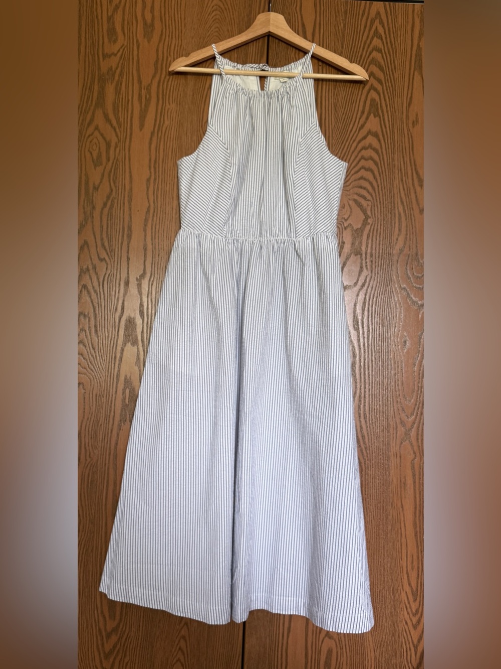 *NWT* J.Crew Factory Seersucker Blue & White Striped Midi Halter Dress, Size 4
